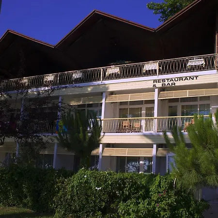 Hotel Guelplaj Hotel