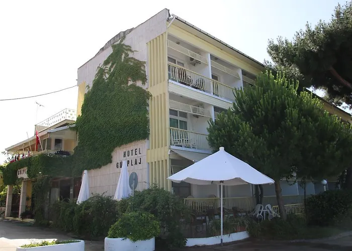 Hotel Guelplaj Hotel 2*