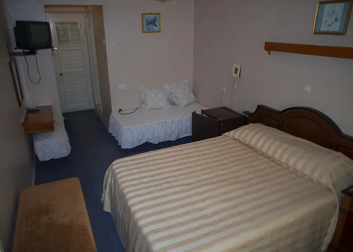 Hotel Guelplaj Hotel